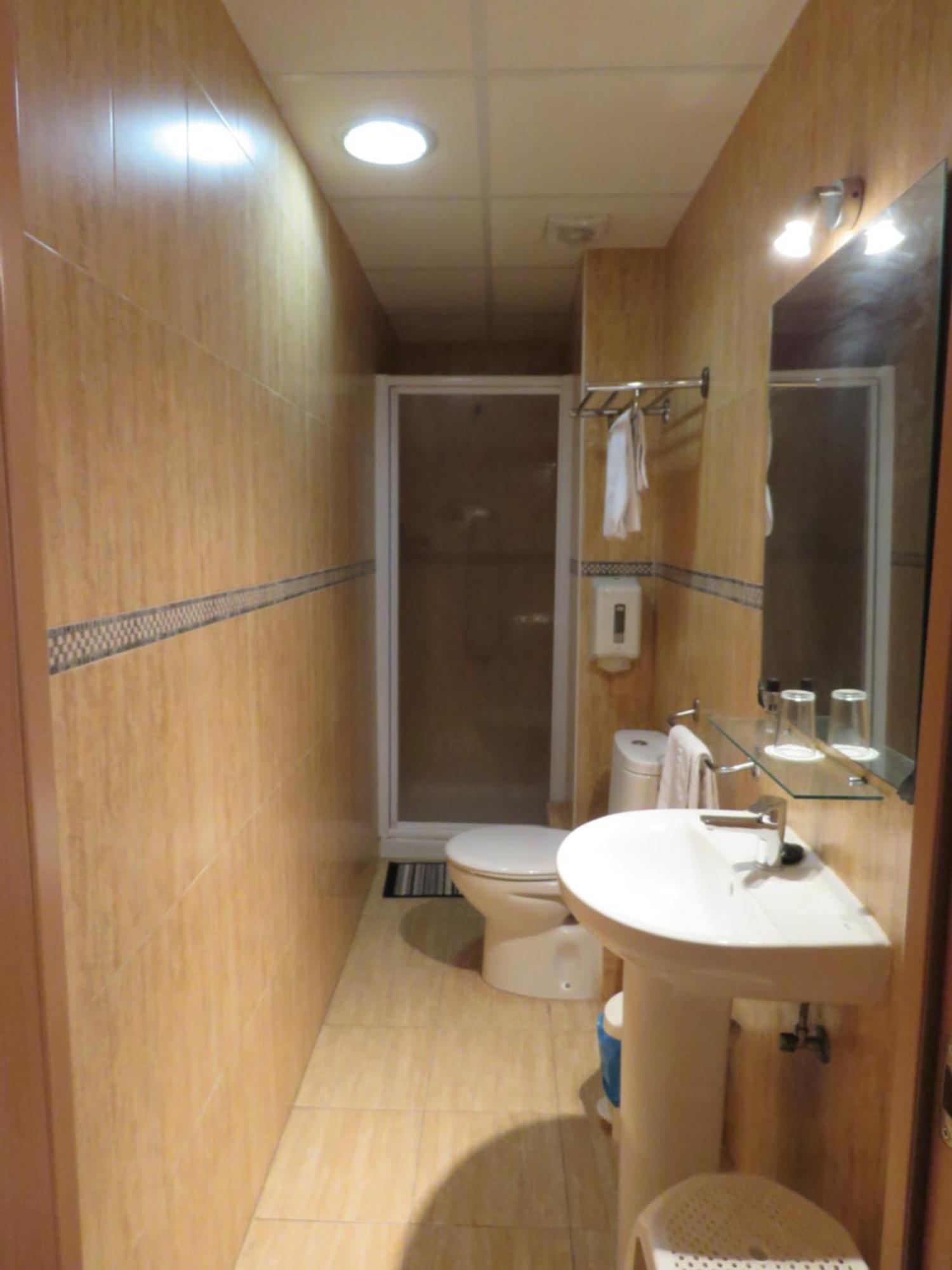 Hotel Alain スィーヤ エクステリア 写真