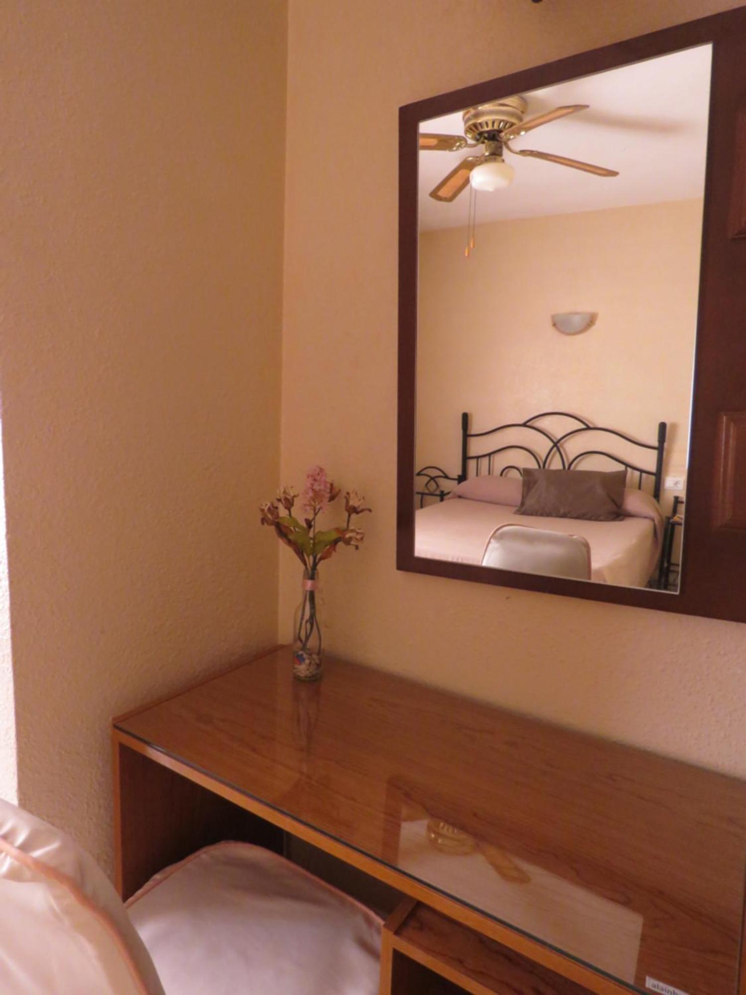 Hotel Alain スィーヤ エクステリア 写真
