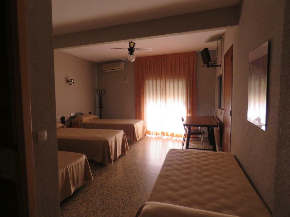 Hotel Alain スィーヤ エクステリア 写真